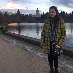 Meet your Posher, Tesse